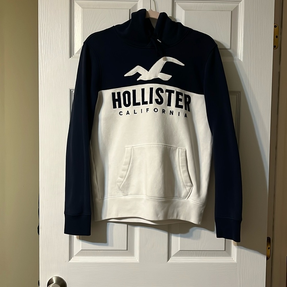 Hollister hoodie for men xsmall